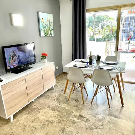 Apartbeach Cala Dorada Climatizado Junto Playa Appartamento *